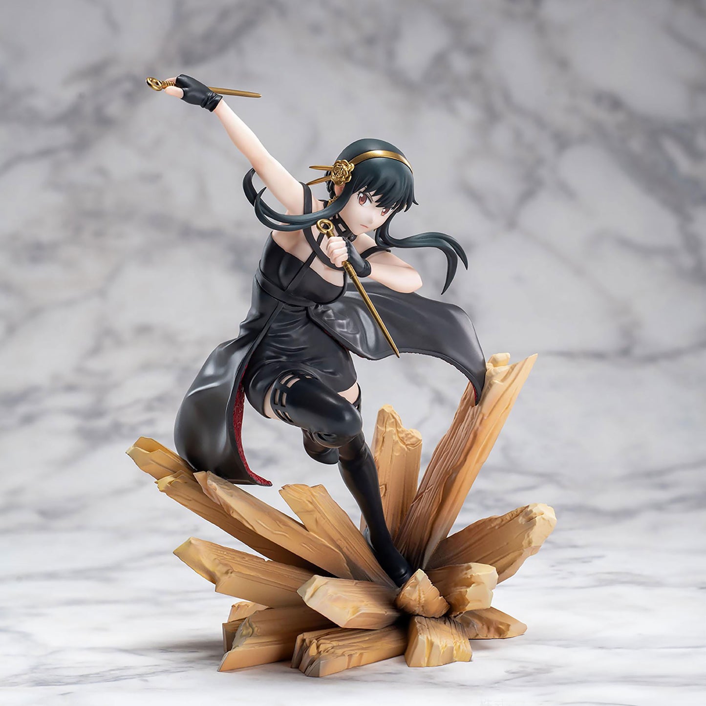 Yor Forger Thorn Princess Figure