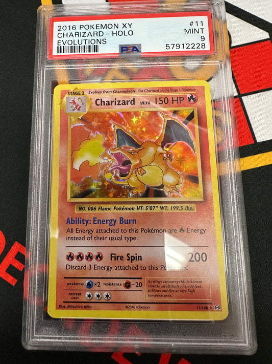 Charizard Holo 11/108 Evolutions Pokemon PSA 9