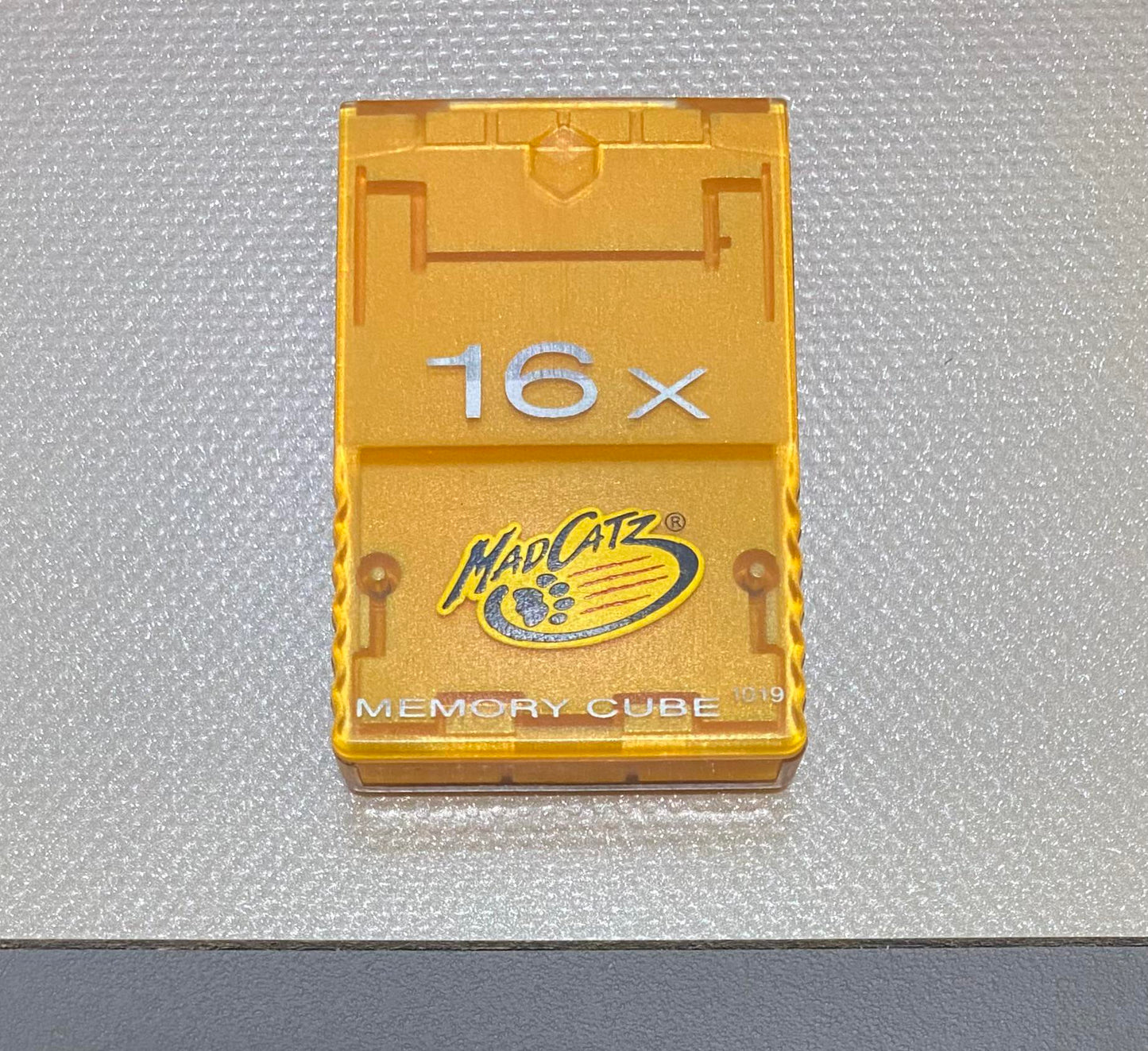 16MB 251 Block Memory Card MadCatz - Gamecube